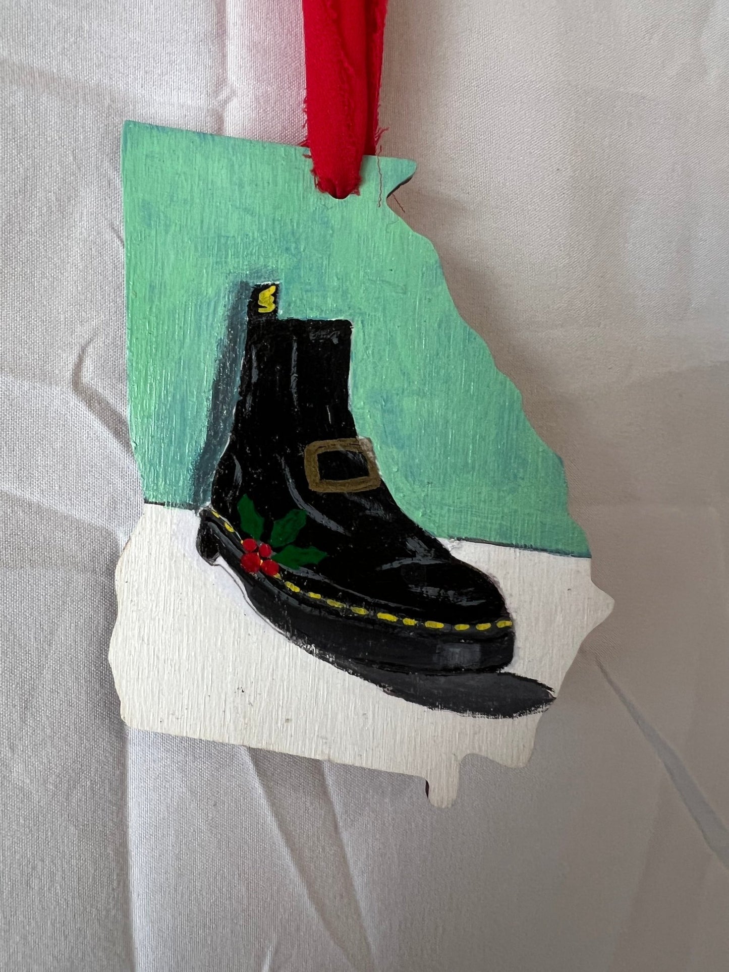 Santa Docs Georgia Ornament - Olivia Franklin Art